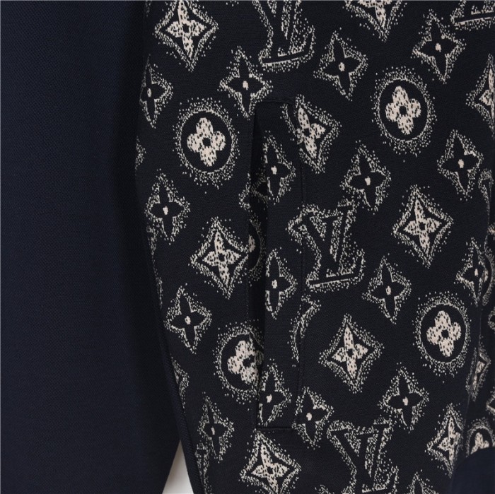 Clothes Louis Vuitton 1004