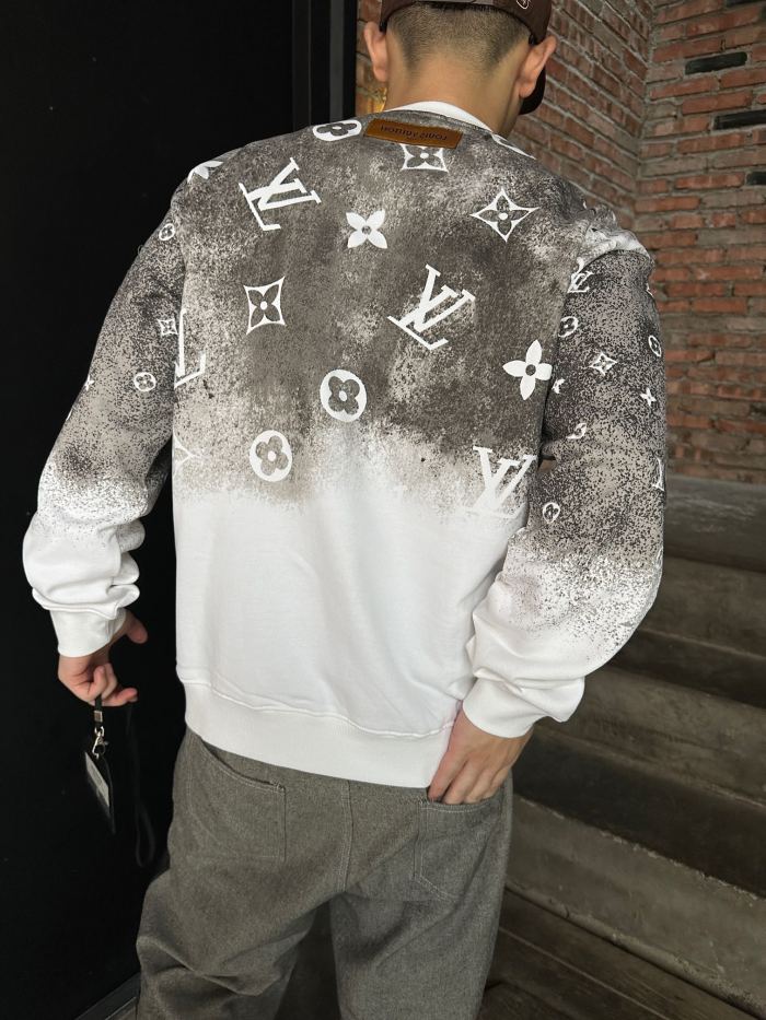 Clothes Louis Vuitton 1001