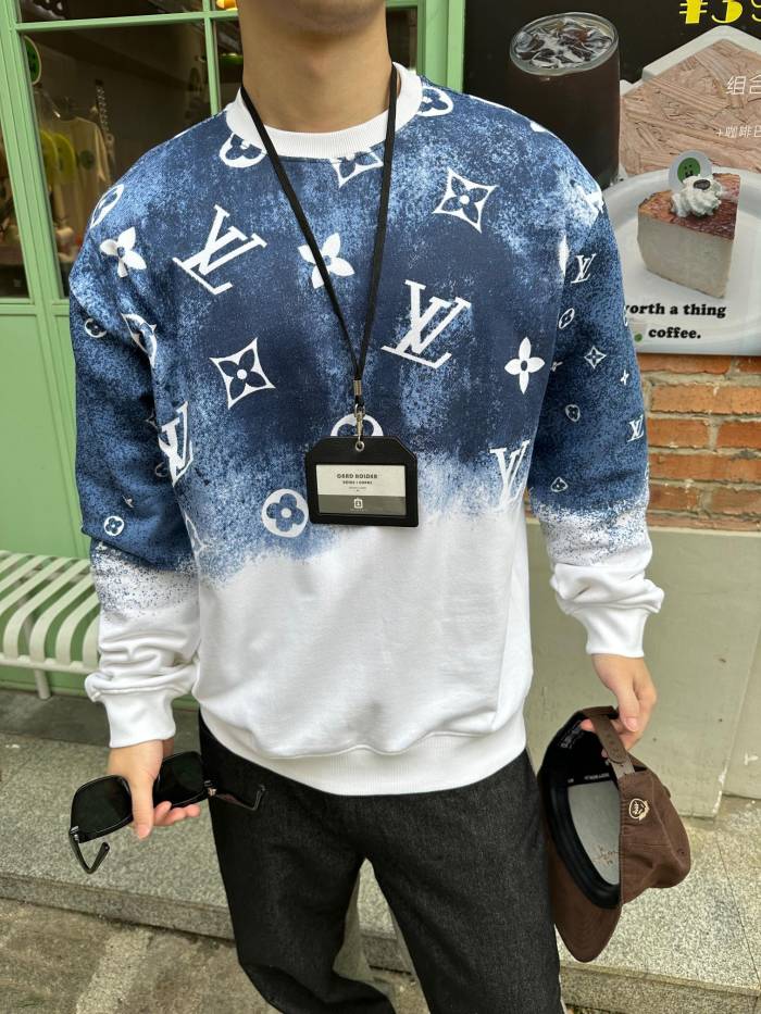 Clothes Louis Vuitton 1002