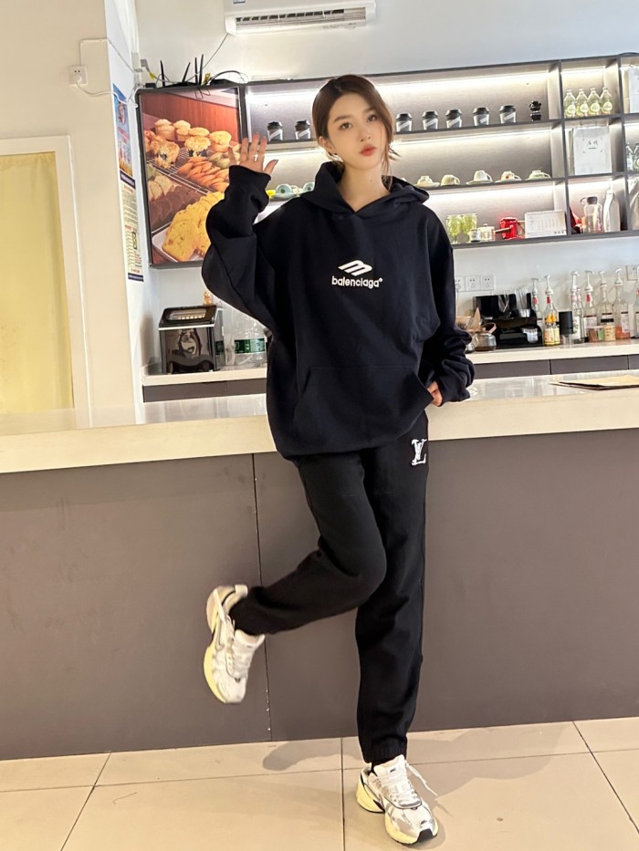 Clothes Louis Vuitton 1010