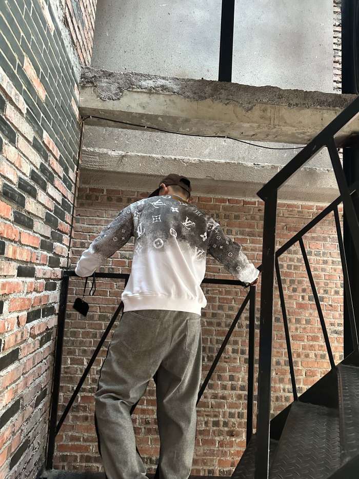 Clothes Louis Vuitton 1001