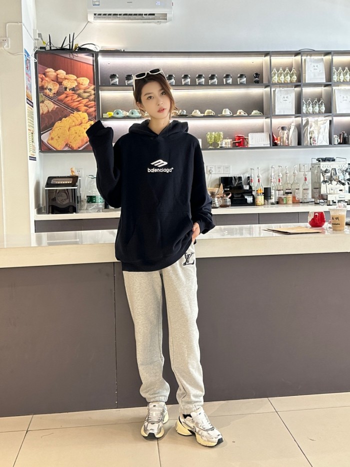 Clothes Louis Vuitton 1011