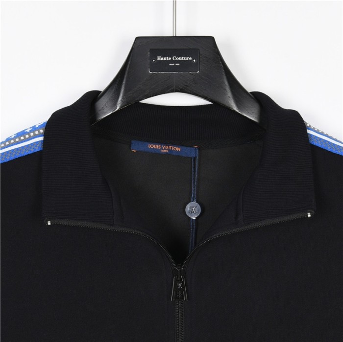 Clothes Louis Vuitton 997