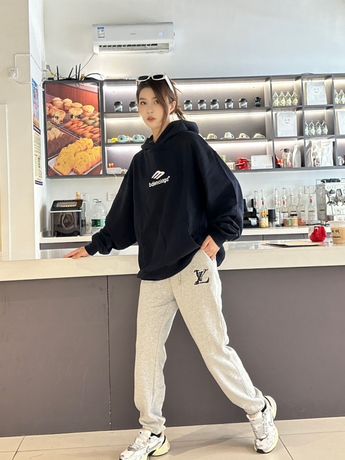 Clothes Louis Vuitton 1011