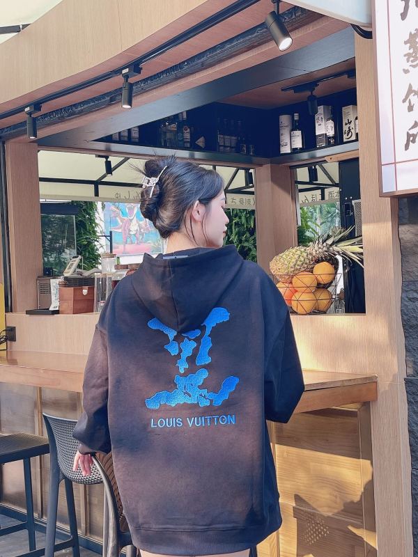 Clothes Louis Vuitton 988