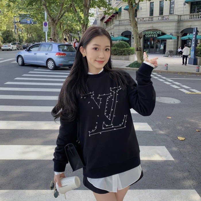 Clothes Louis Vuitton 995