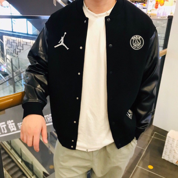 Clothes AIR JORDAN 2