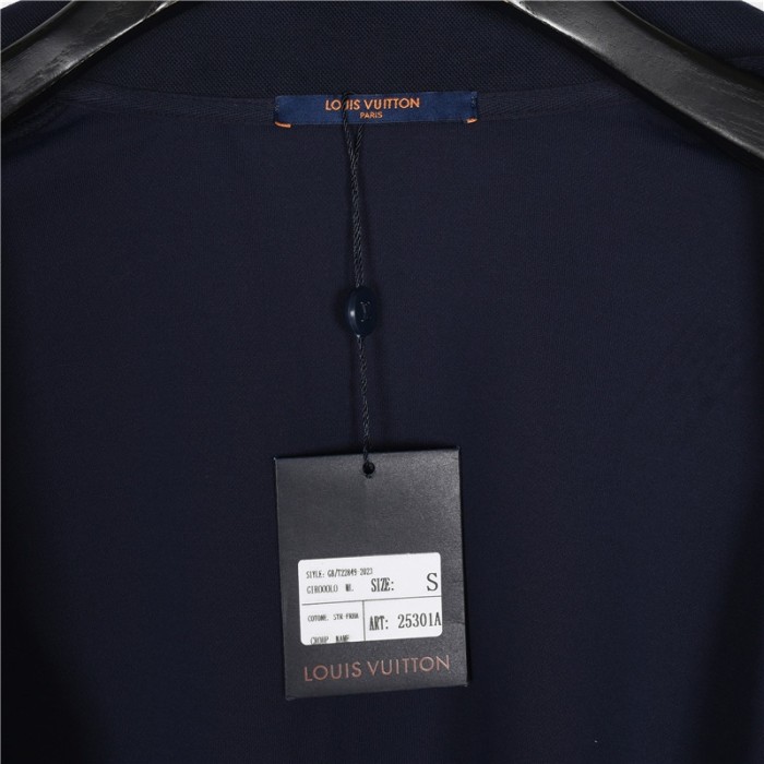 Clothes Louis Vuitton 1004