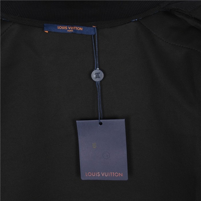 Clothes Louis Vuitton 997