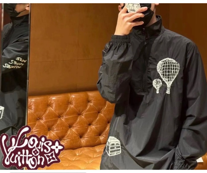 Clothes Louis Vuitton 986