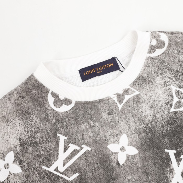 Clothes Louis Vuitton 1001