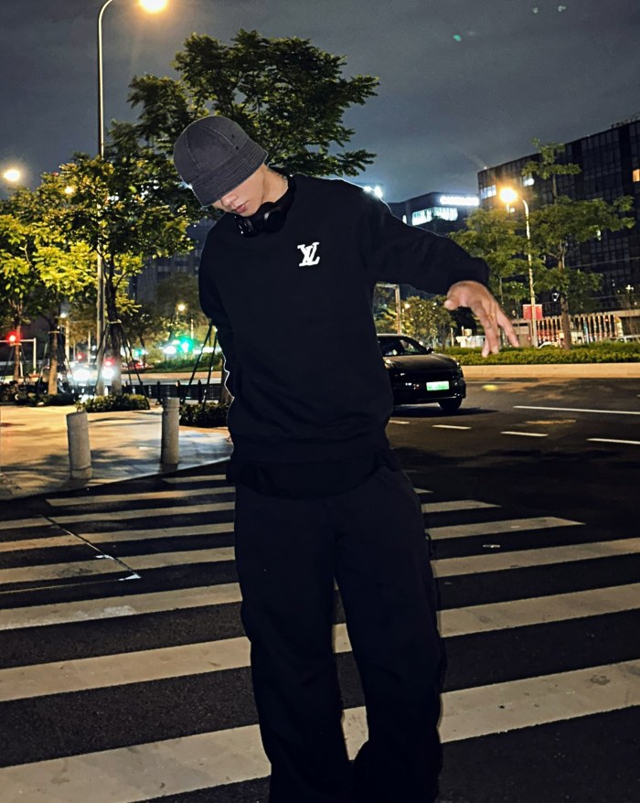 Clothes Louis Vuitton 993