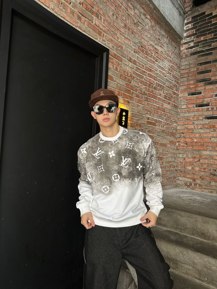 Clothes Louis Vuitton 1001