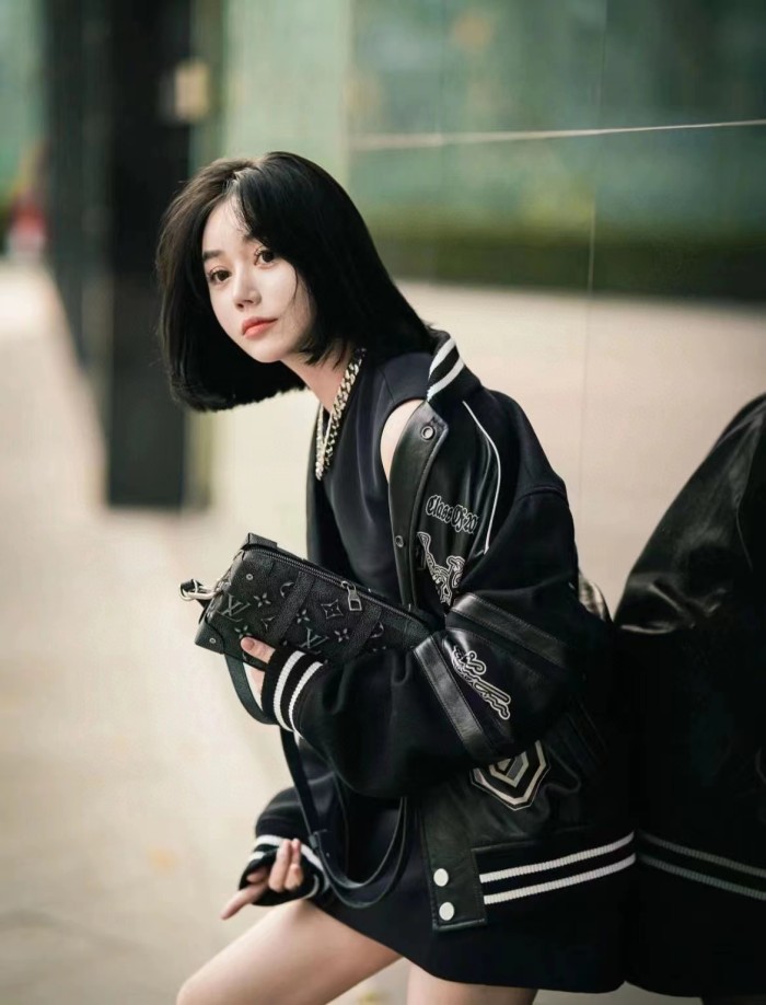 Clothes Louis Vuitton 983