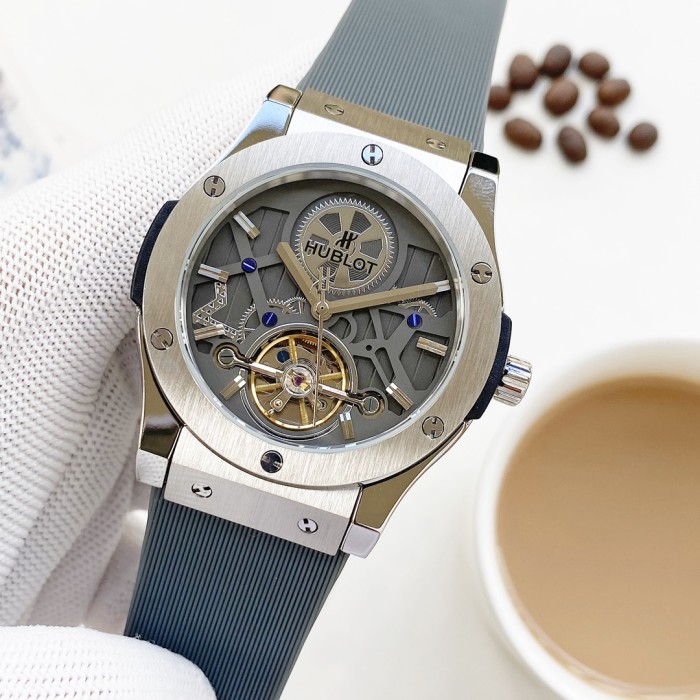 Watches Hublot 315791 size:45*13 mm