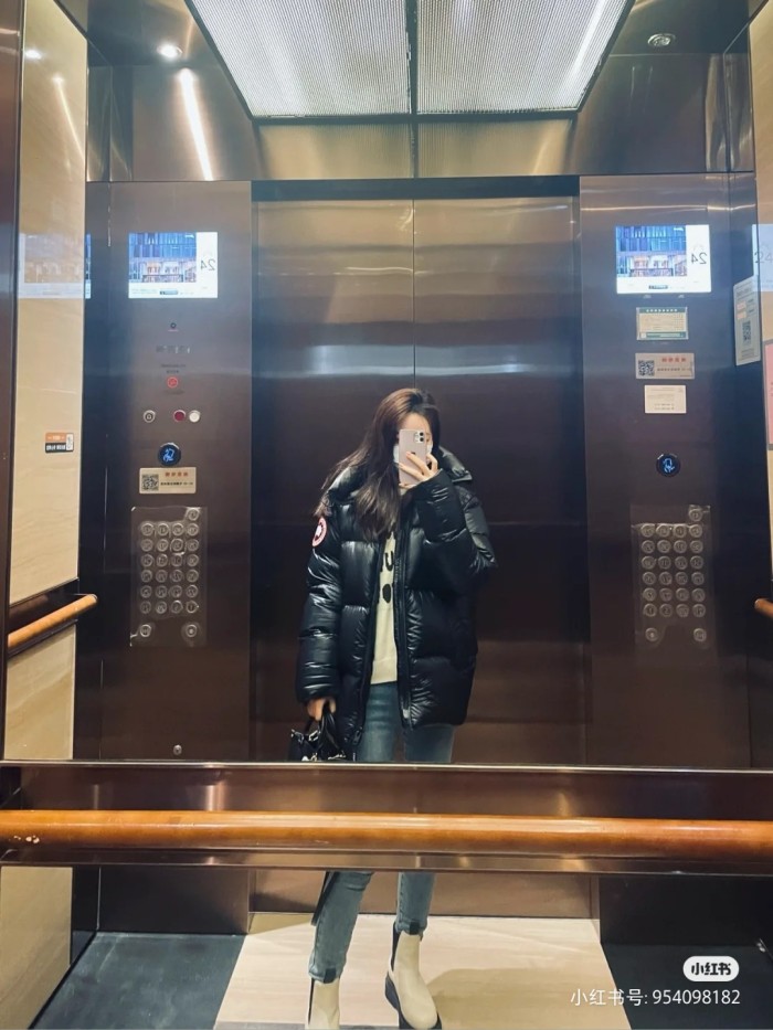 Clothes Canada goose 23