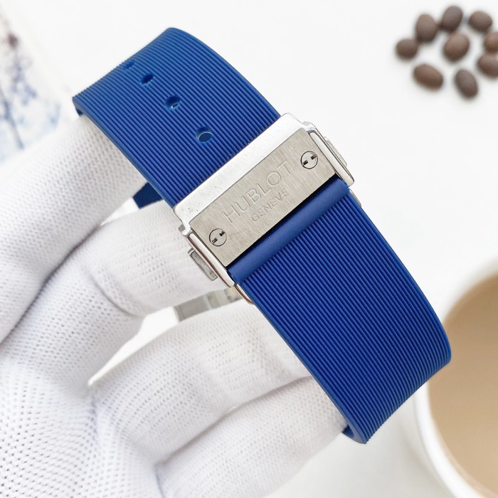 Watches Hublot 315791 size:45*13 mm