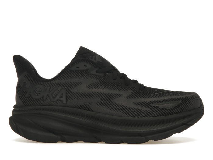 Hoka One One Clifton 9 Triple Black