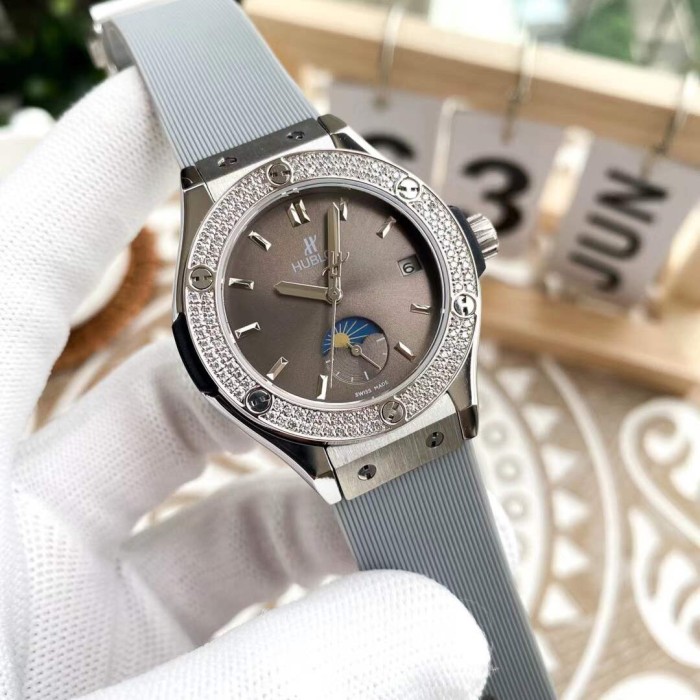 Watches Hublot 315722 size:33*13 mm