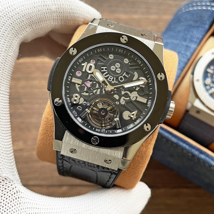 Watches Hublot 315785 size:42*12 mm