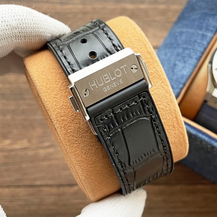 Watches Hublot 315785 size:42*12 mm