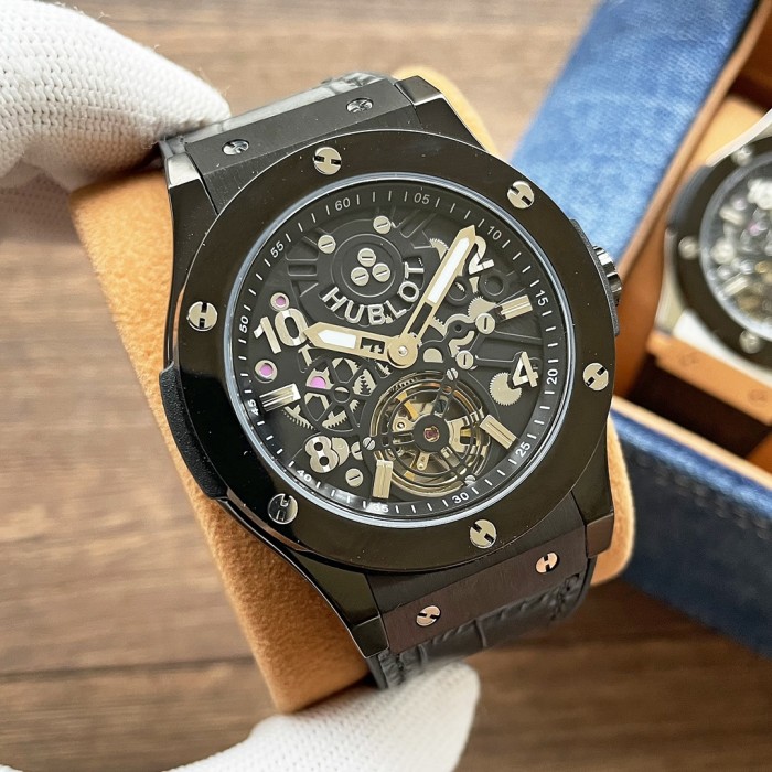Watches Hublot 315785 size:42*12 mm