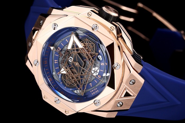 Watches Hublot Big Bang Sang Bleu II 315746 size:45 mm