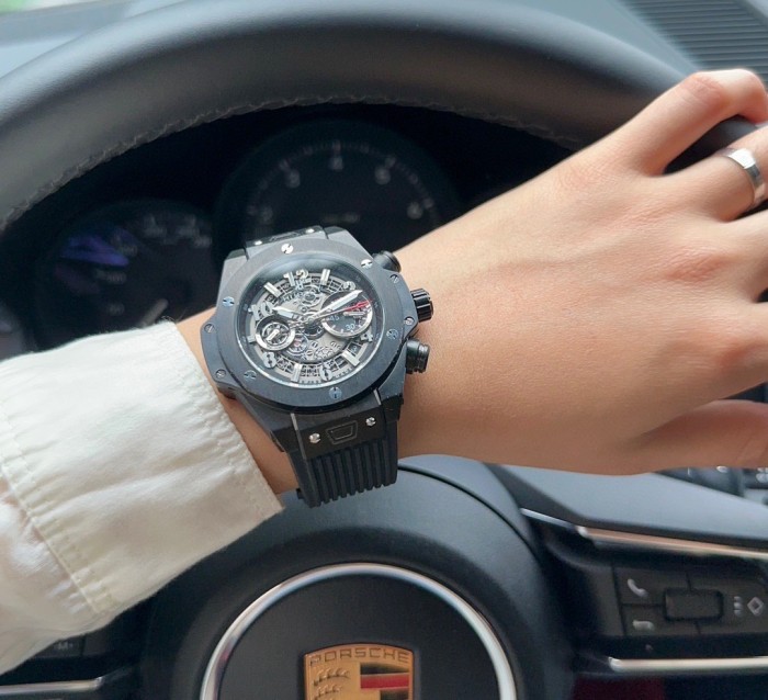 Watches Hublot 315892 size:46*13 mm