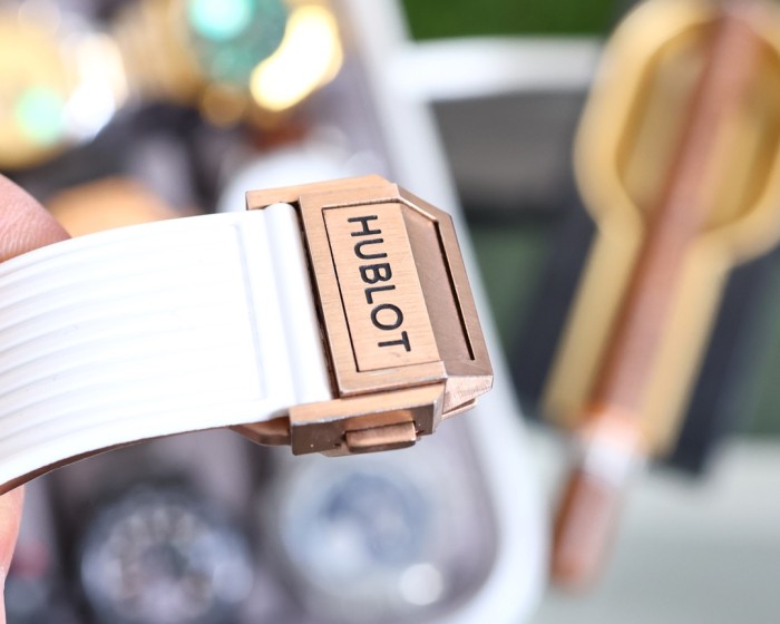 Watches Hublot 315837 size:44*13 mm