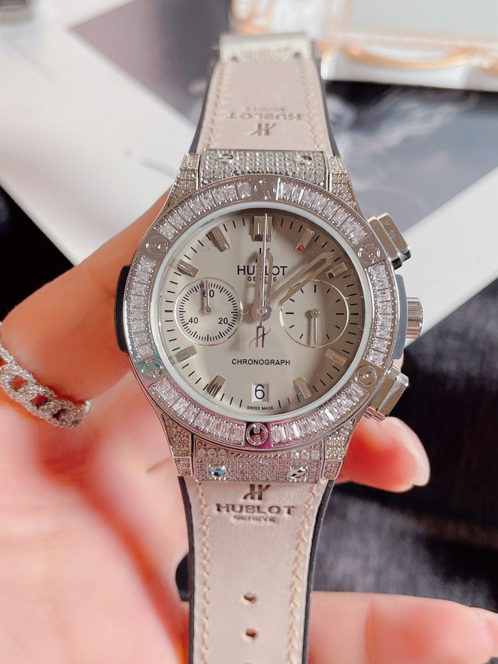 Watches Hublot 315759 size:45 mm