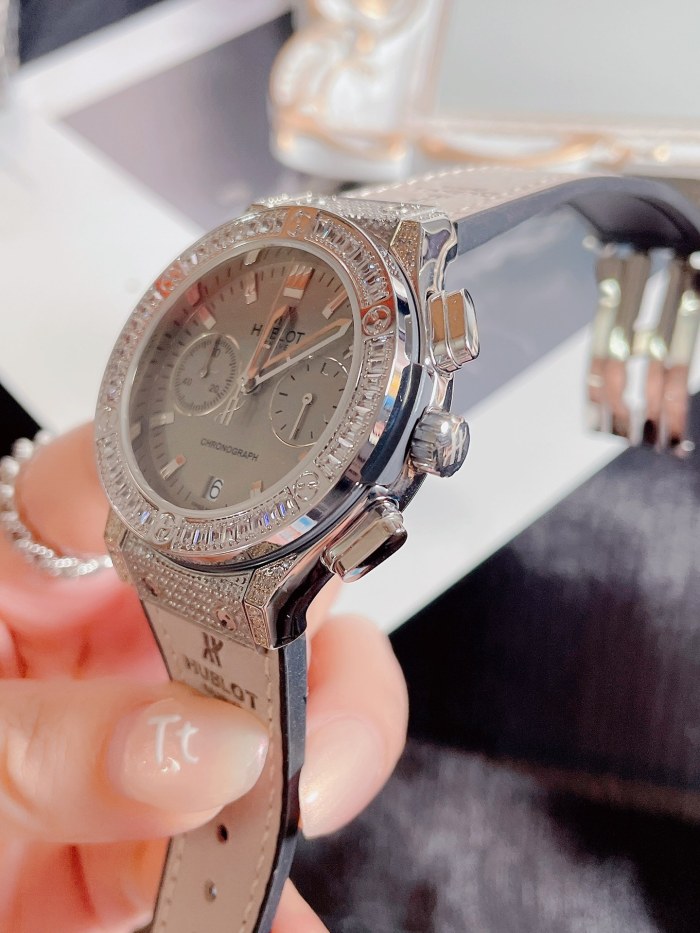 Watches Hublot 315759 size:45 mm