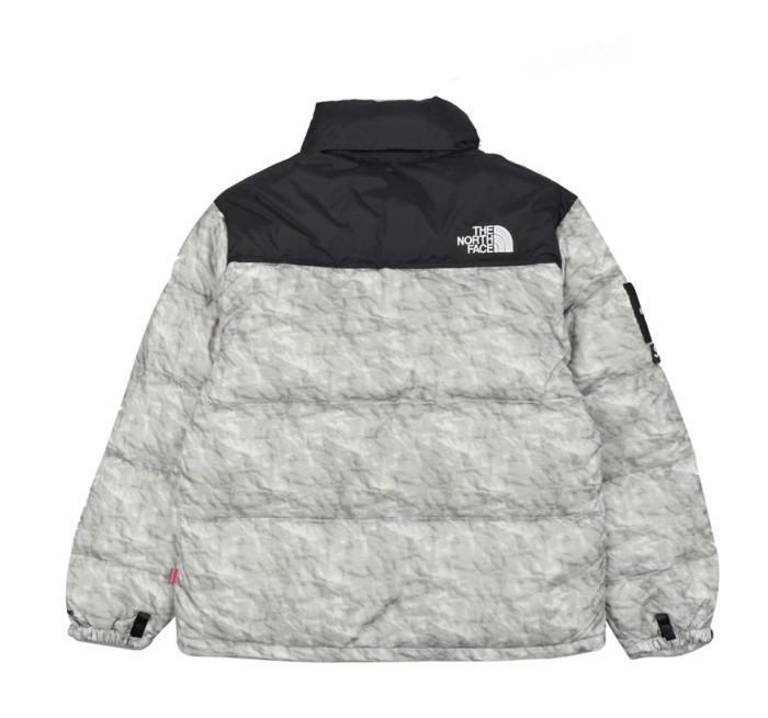 Clothes SUPREME X TNF 20