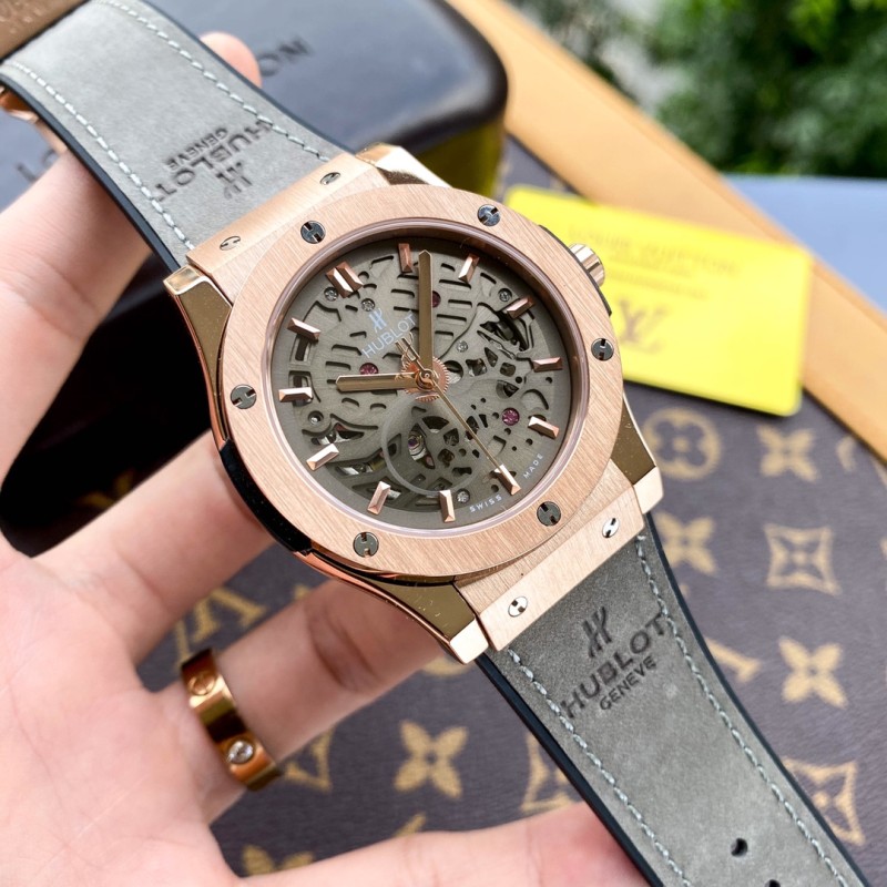 Watches Hublot 315627 size:44*13 mm