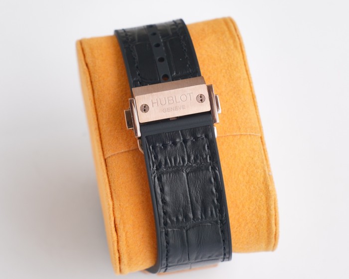 Watches Hublot SPIRIT OF BIG BANG 315622 size:45 mm