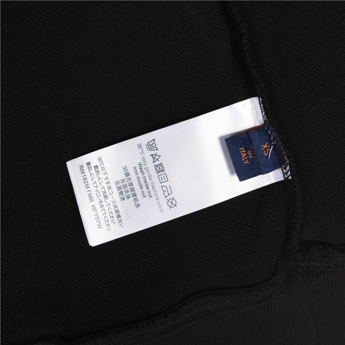 Clothes Louis Vuitton 1013