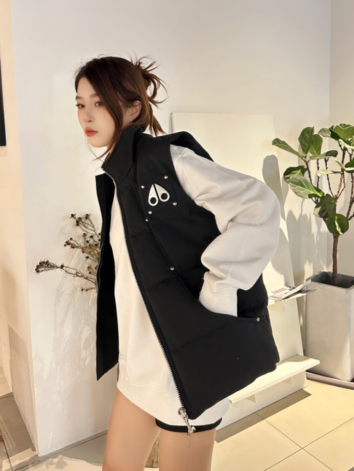 Clothes Moose Knuckles 4