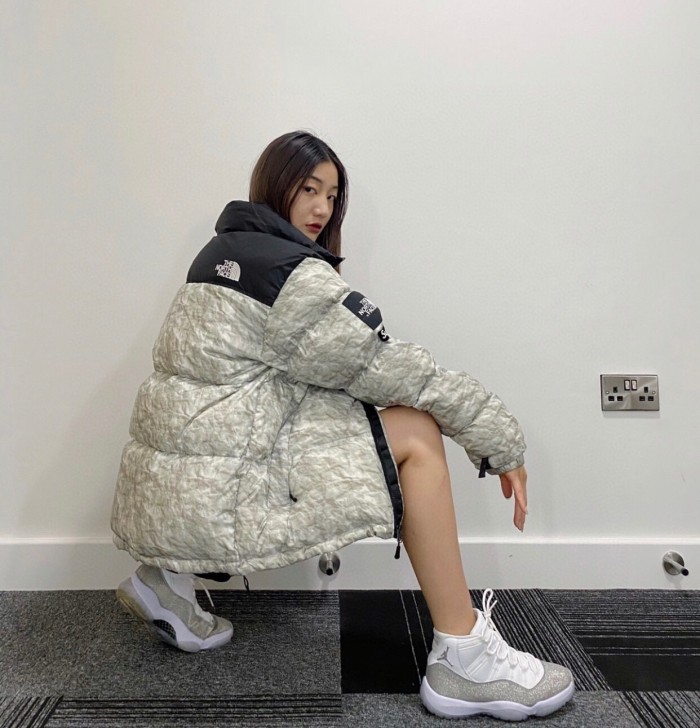 Clothes SUPREME X TNF 20