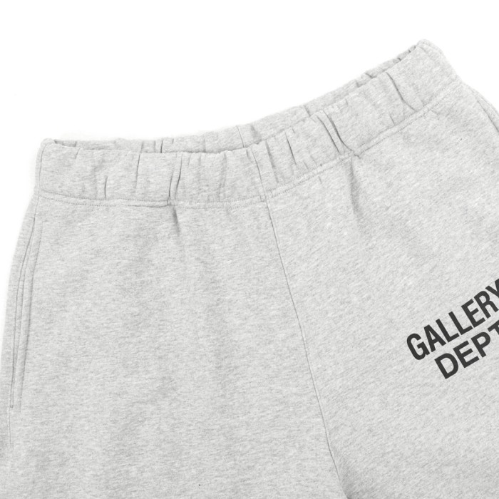 Clothes GALLERY DEPT 31