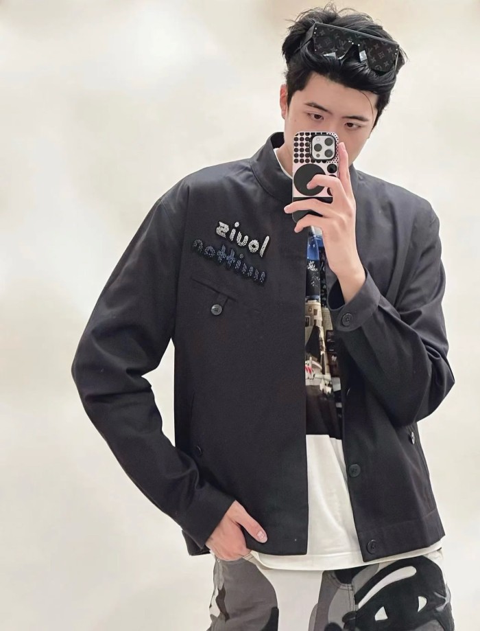 Clothes Louis Vuitton 1014