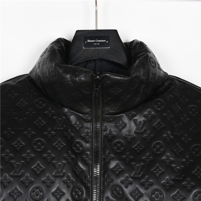 Clothes Louis Vuitton 1012