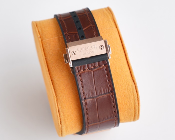 Watches Hublot SPIRIT OF BIG BANG 315619 size:45 mm