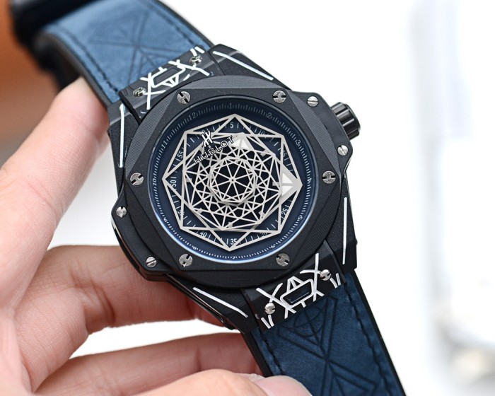 Watches Hublot 315611 size:42*12 mm