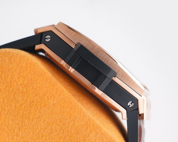 Watches Hublot SPIRIT OF BIG BANG 315619 size:45 mm