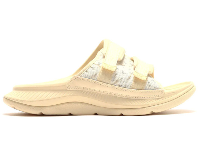 Hoka Ora Luxe Shortbread Eggnog (All Gender)