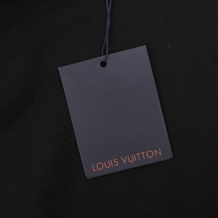 Clothes Louis Vuitton 1021