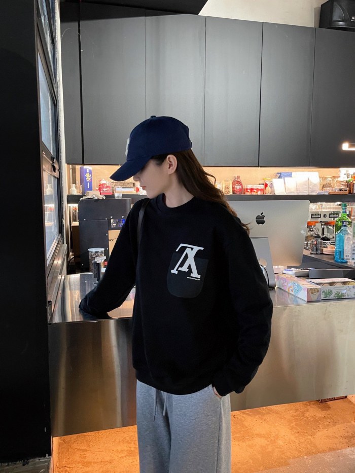 Clothes Louis Vuitton 1021