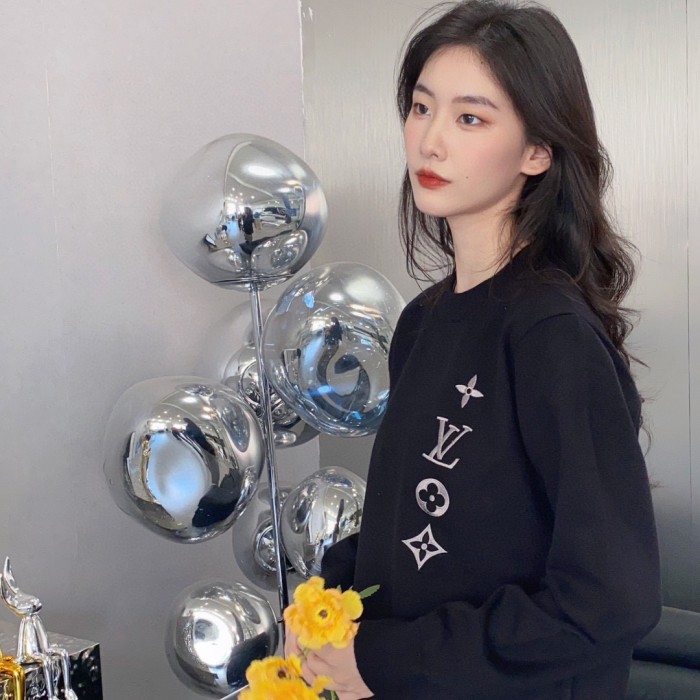 Clothes Louis Vuitton 1024