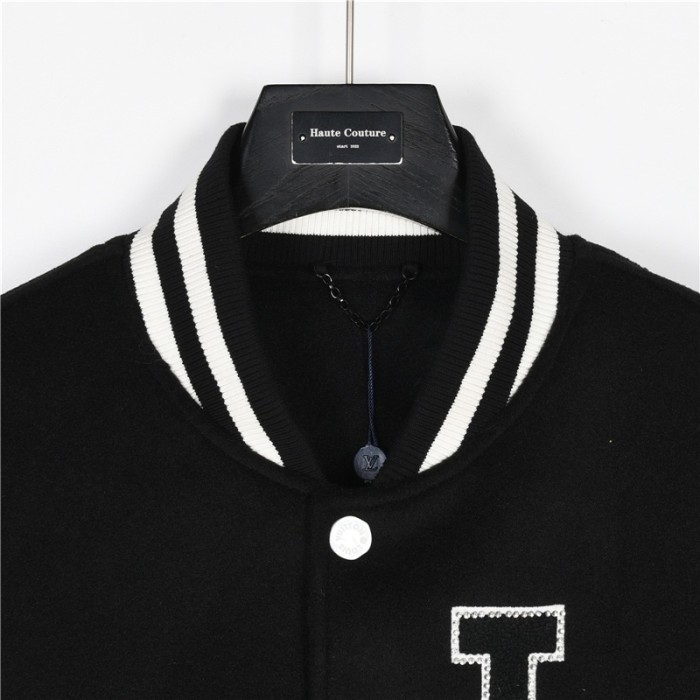 Clothes Louis Vuitton 1015