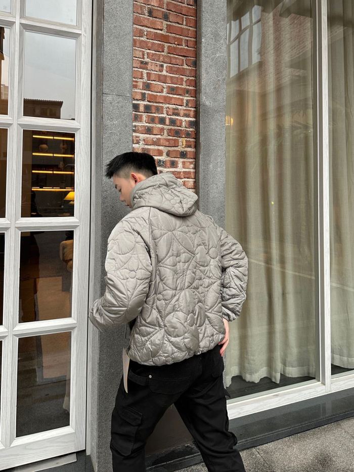 Clothes Louis Vuitton 1031