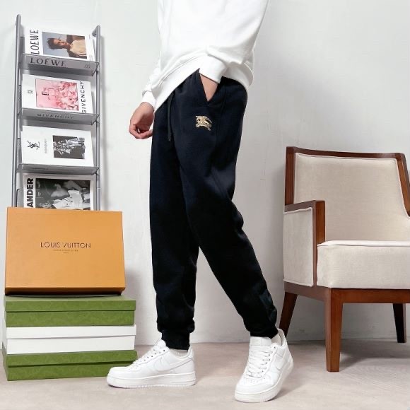 Clothes Burberry 588